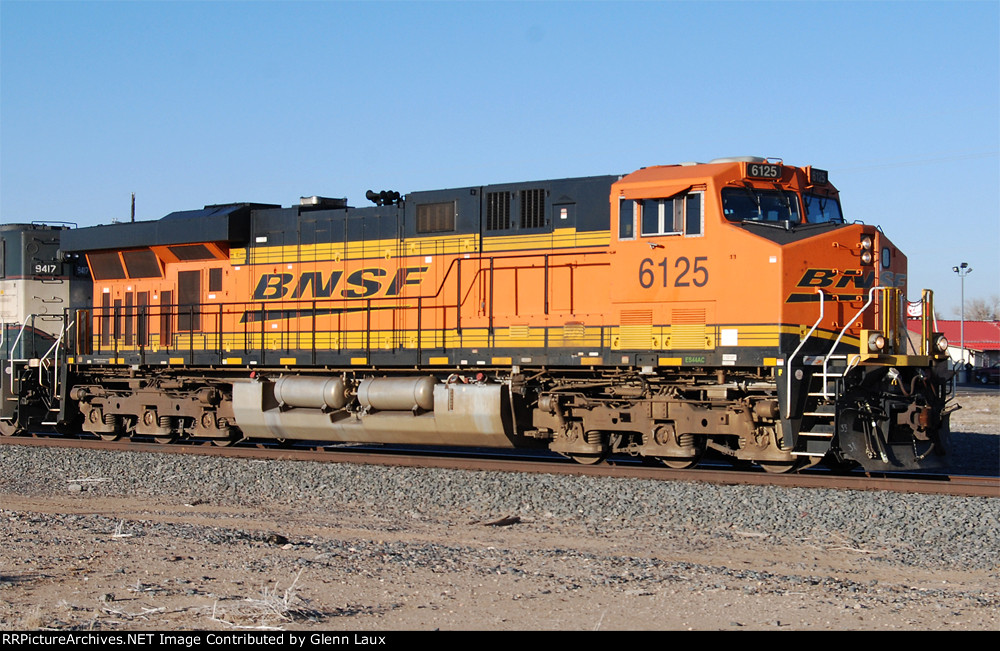 BNSF 6125